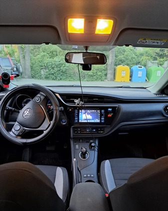 Toyota Auris cena 59000 przebieg: 147000, rok produkcji 2016 z Warszawa małe 37